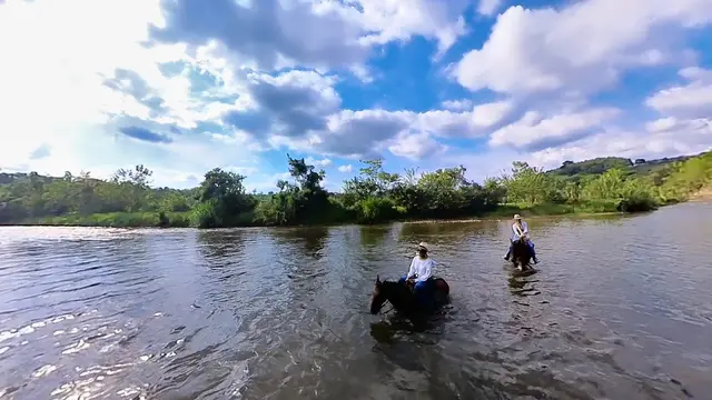 Cabalgata río y montaña · foto 5