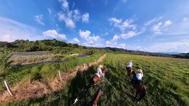 Cabalgata río y montaña · foto 7