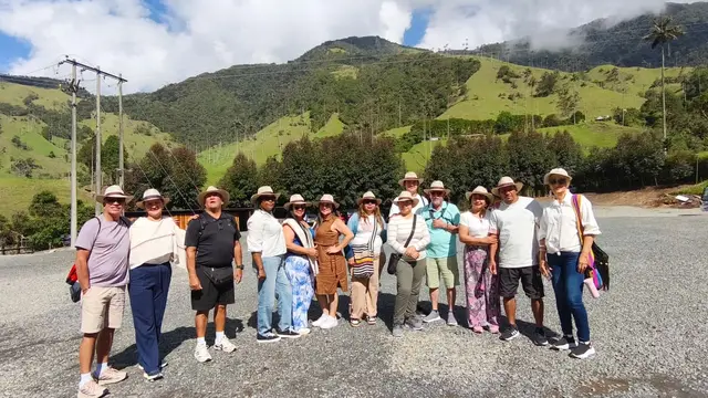 Tour compartido Valle de Cocora y Salento · foto 6